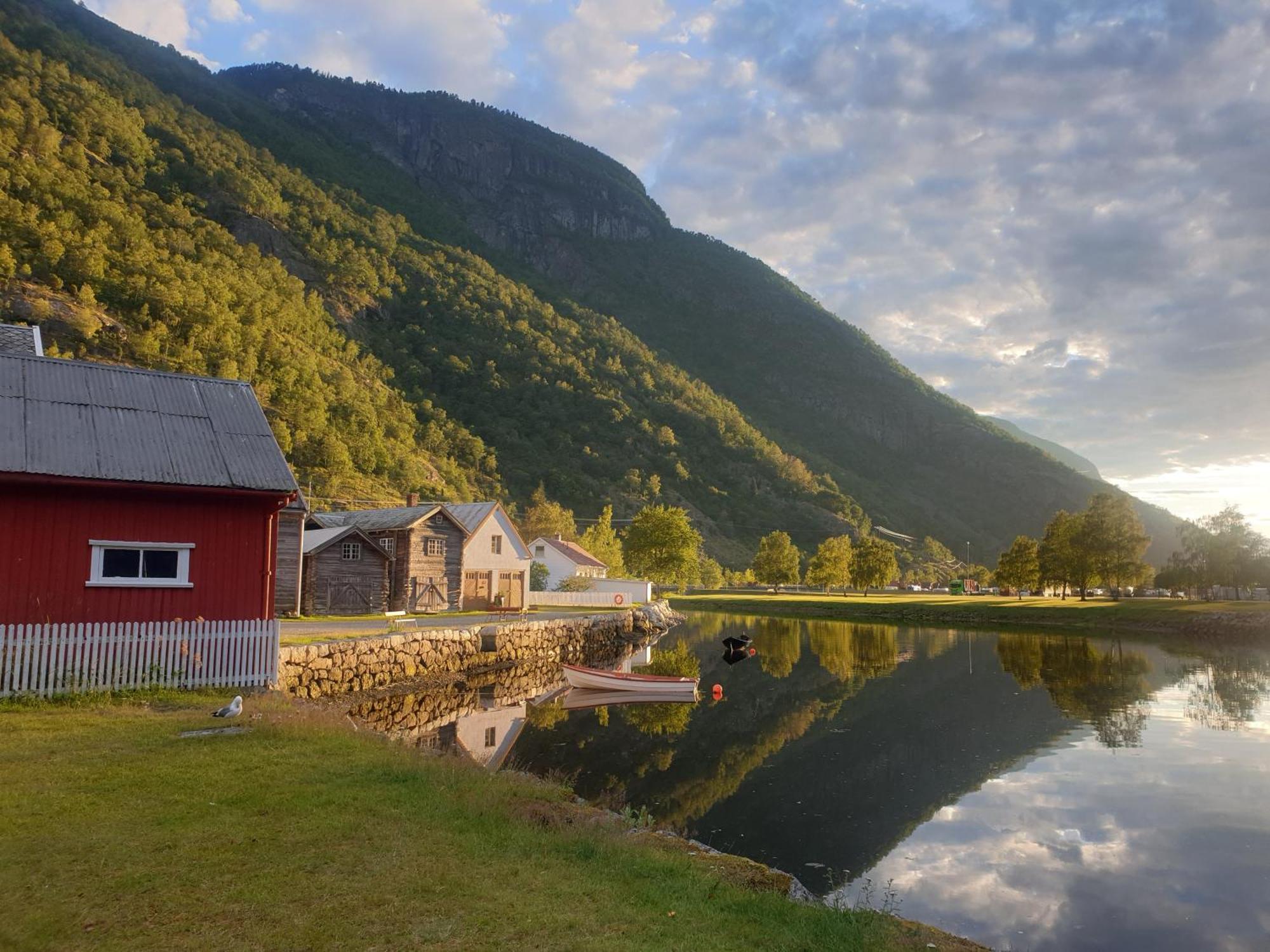 Kvammehuset Pa Gamle Laerdalsoyri别墅 外观 照片